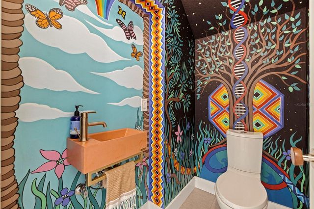 322 80TH AVENUE NE, St Petersburg, FL 33702