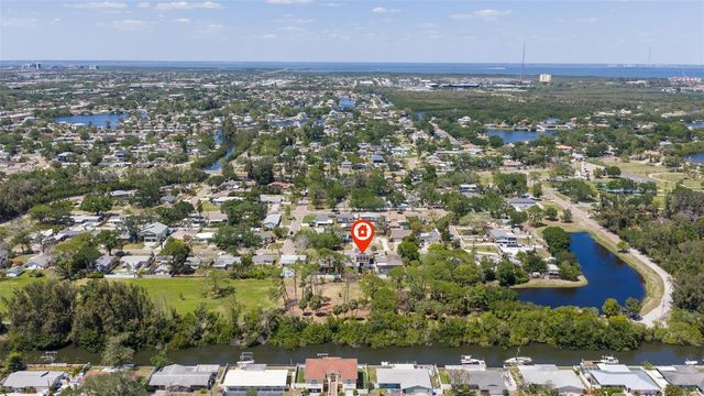 322 80TH AVENUE NE, St Petersburg, FL 33702