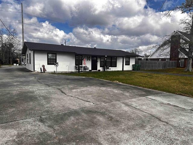 209 W Lee, Sulphur, LA 70663