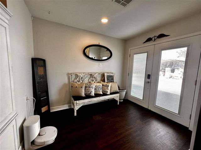 209 W Lee, Sulphur, LA 70663