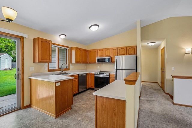 7526 Crawling Stone Road, Madison, WI 53719