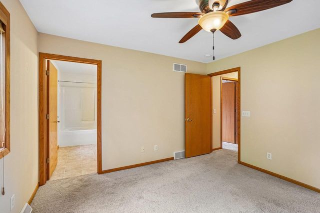 7526 Crawling Stone Road, Madison, WI 53719