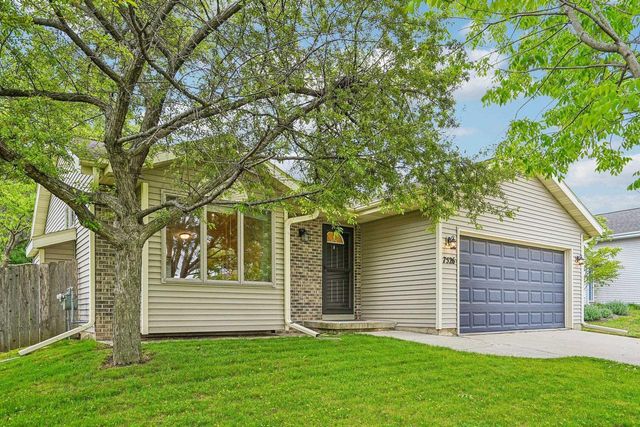 7526 Crawling Stone Road, Madison, WI 53719