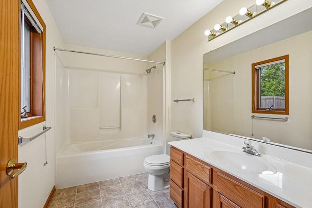 7526 Crawling Stone Road, Madison, WI 53719
