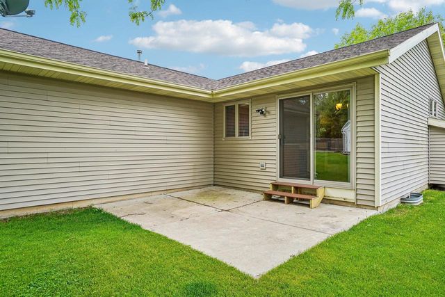 7526 Crawling Stone Road, Madison, WI 53719