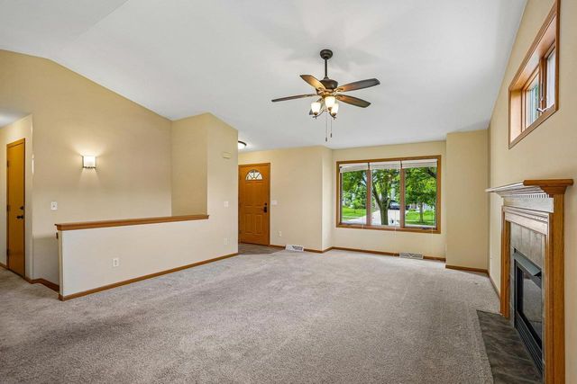7526 Crawling Stone Road, Madison, WI 53719