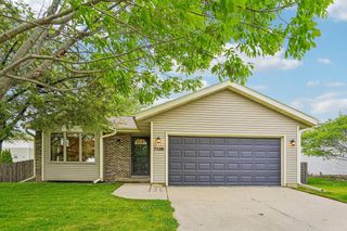 7526 Crawling Stone Road, Madison, WI 53719