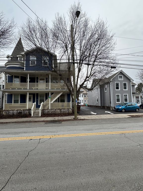 252-254 & 260 Liberty Street, Meriden, CT 06450
