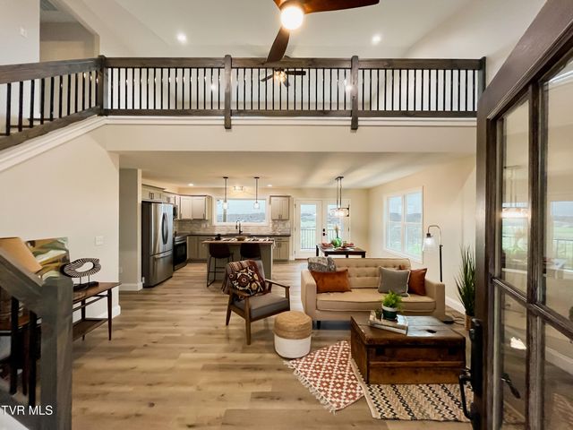 115 Red Tail Ridge, Greeneville, TN 37743