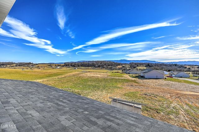 115 Red Tail Ridge, Greeneville, TN 37743