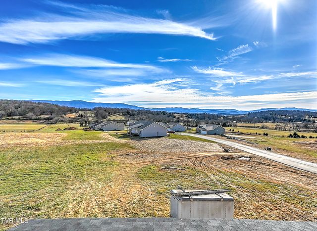 115 Red Tail Ridge, Greeneville, TN 37743