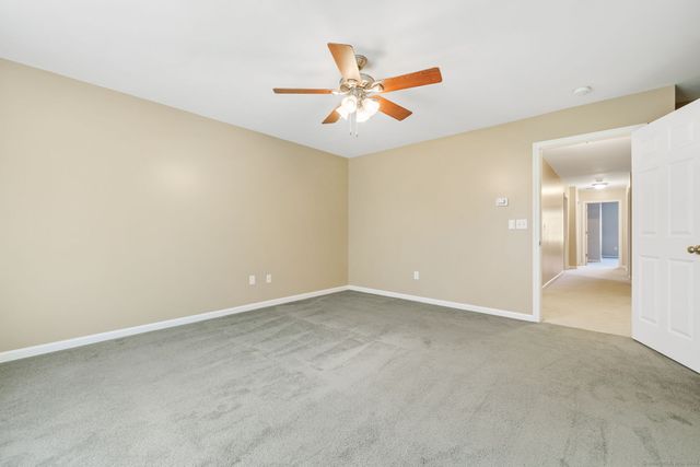 38 Brighton Park Way 38, Bloomfield, CT 06002