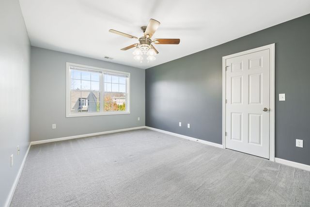 38 Brighton Park Way 38, Bloomfield, CT 06002