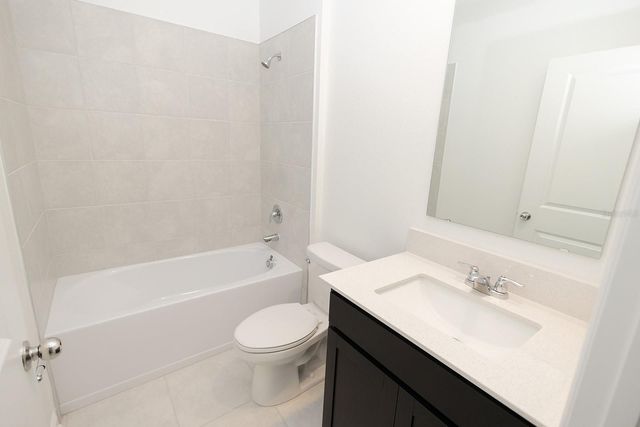 248 HAYLEY STREET, Winter Haven, FL 33884