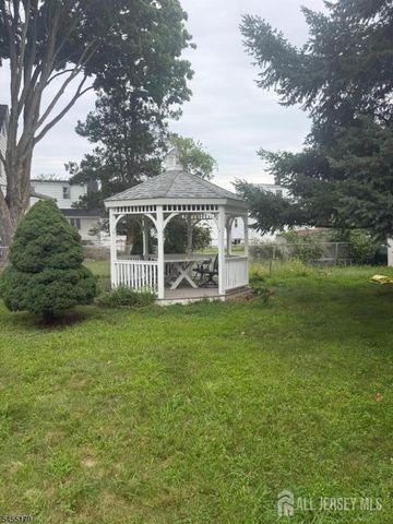 67 Oakland Avenue, Edison, NJ 08817