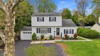 7 Spier Dr, Livingston Twp., NJ 07039