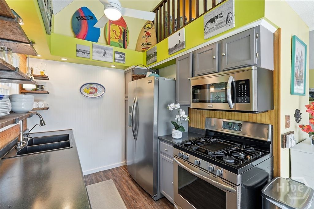 Image 15 of property listing at 3 Miller Avenue, Tybee Island, GA 31328