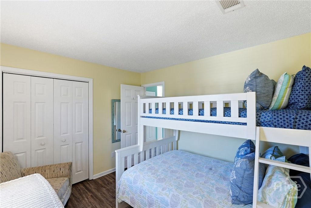 Image 27 of property listing at 3 Miller Avenue, Tybee Island, GA 31328