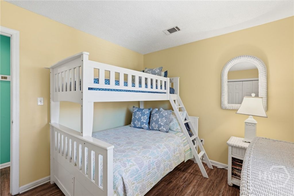 Image 28 of property listing at 3 Miller Avenue, Tybee Island, GA 31328
