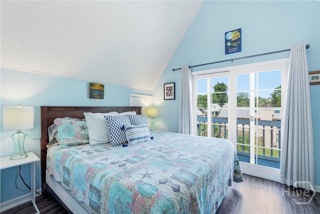 Image 34 of property listing at 3 Miller Avenue, Tybee Island, GA 31328