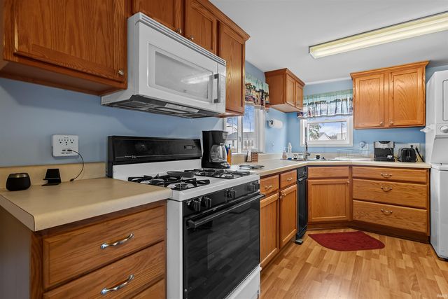 11846 W Lookout Drive, Monticello, IN 47960