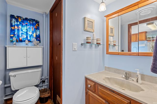 11846 W Lookout Drive, Monticello, IN 47960