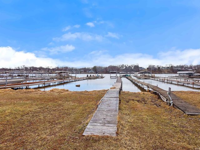 11846 W Lookout Drive, Monticello, IN 47960