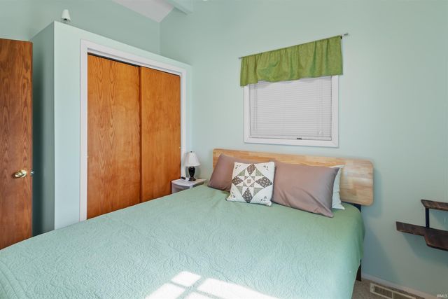 11846 W Lookout Drive, Monticello, IN 47960