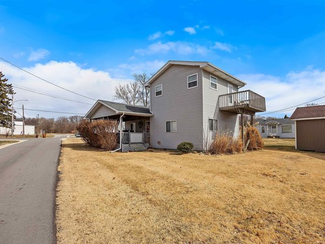 11846 W Lookout Drive, Monticello, IN 47960