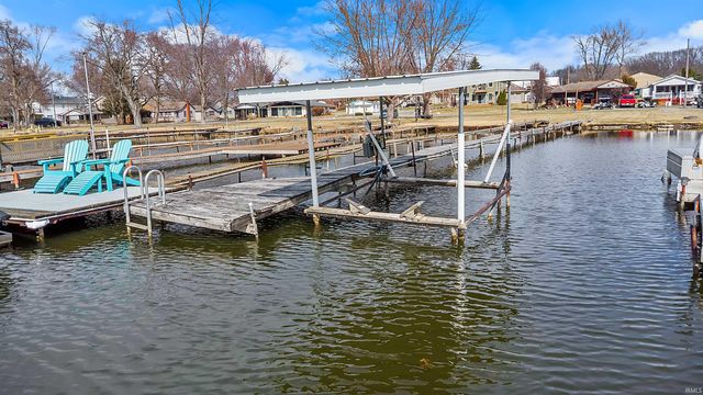 11846 W Lookout Drive, Monticello, IN 47960