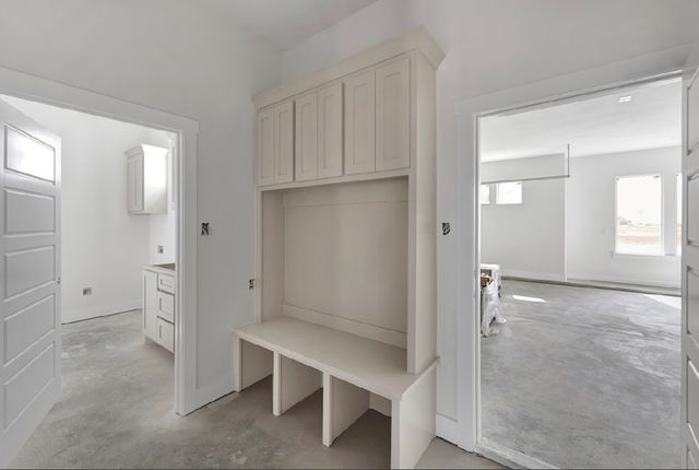 13715 E County Rd 113, Midland, TX 79706