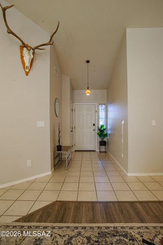 9419 N Warbler Place, Tucson, AZ 85742