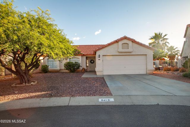 9419 N Warbler Place, Tucson, AZ 85742