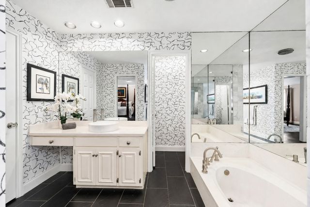 5209 Harbor Town Drive, Dallas, TX 75287