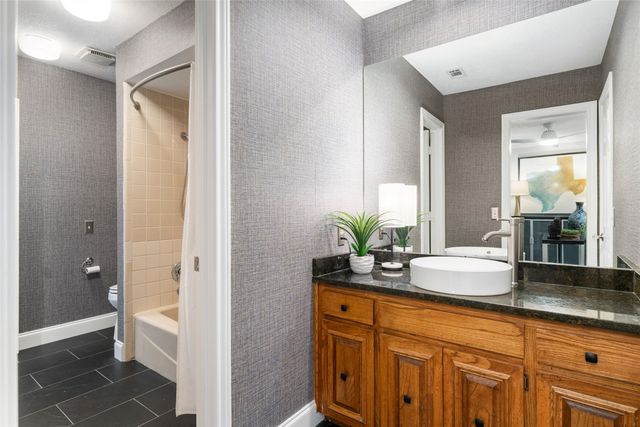 5209 Harbor Town Drive, Dallas, TX 75287