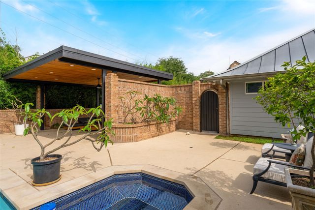 5209 Harbor Town Drive, Dallas, TX 75287