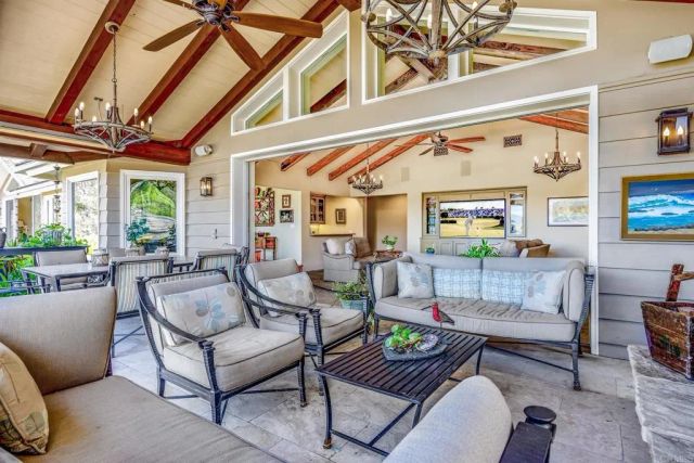 18081 Avenida Alondra, Rancho Santa Fe, CA 92067