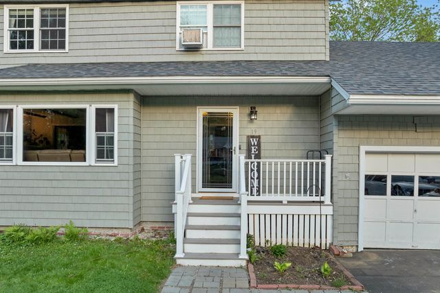 19 Hillview Terrace, Farmington, NH 03835