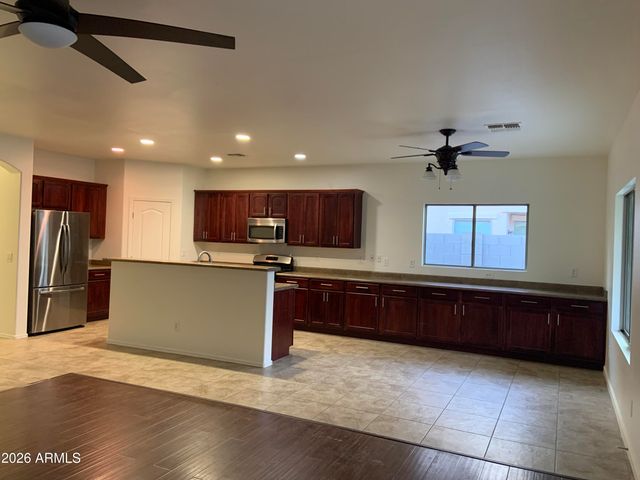 16770 W Magnolia Street, Goodyear, AZ 85338