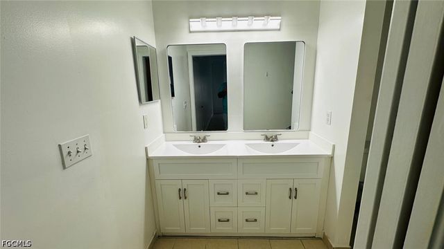 8484 Bernwood Cove LOOP 1301, Fort Myers, FL 33966