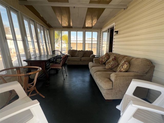 19 PINDO PALM STREET W, Largo, FL 33770