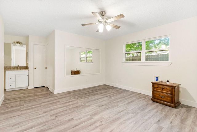 3514 Vineyard Drive, Houston, TX 77082