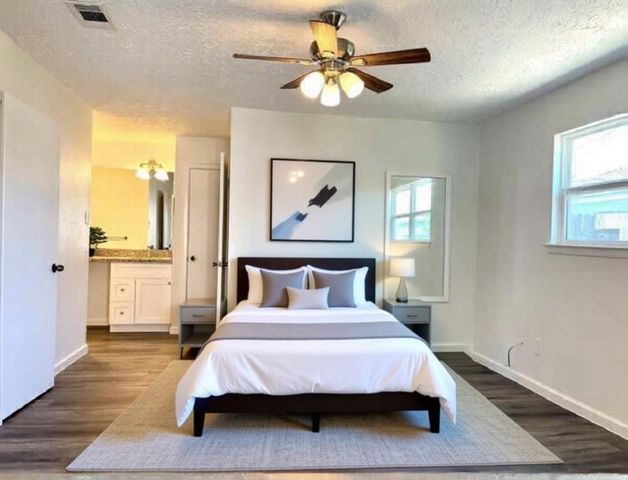 3514 Vineyard Drive, Houston, TX 77082