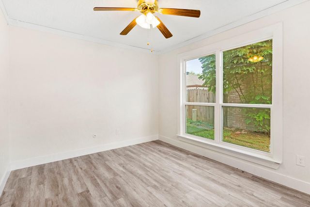 3514 Vineyard Drive, Houston, TX 77082