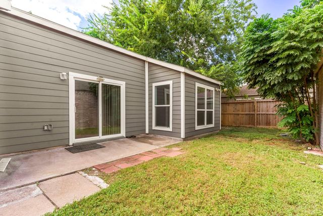 3514 Vineyard Drive, Houston, TX 77082