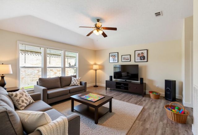 3514 Vineyard Drive, Houston, TX 77082