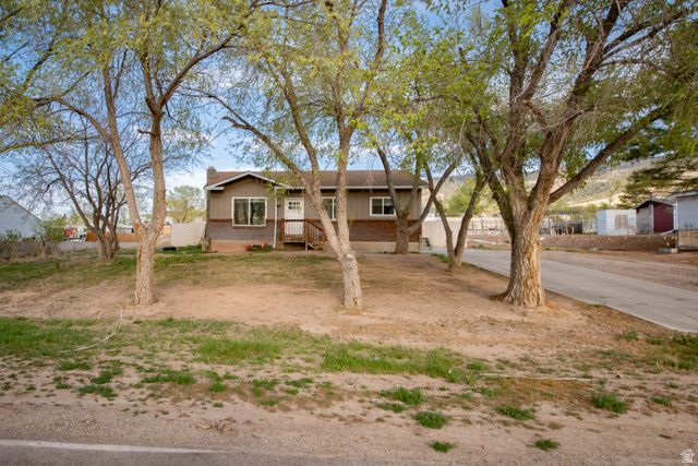 4766 N MULE TRAIN DR, Enoch, UT 84721