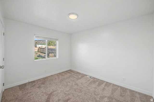 4766 N MULE TRAIN DR, Enoch, UT 84721