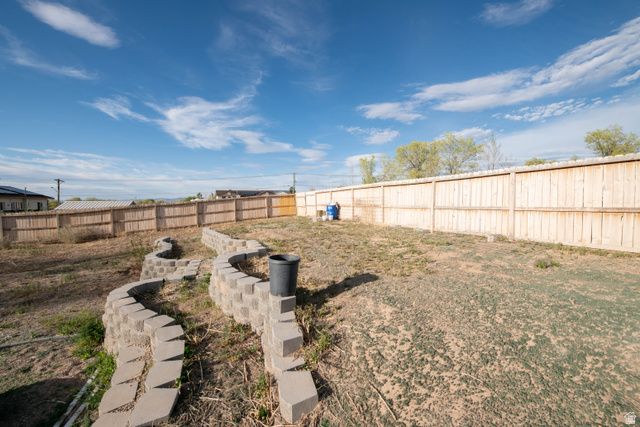 4766 N MULE TRAIN DR, Enoch, UT 84721