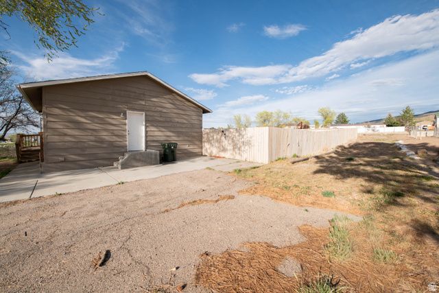 4766 N MULE TRAIN DR, Enoch, UT 84721